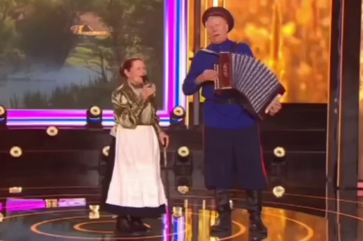 Волгоградский гармонист и песенница зажгли на шоу у Андрея Малахова