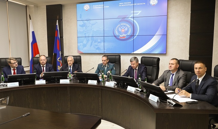 В Волгограде отметили 35-летие со дня создания налоговых органов на торжественной коллегии