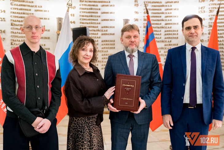 Пришло время: дочь маршала Еременко передала поэму отца музею-заповеднику «Сталинградская битва»