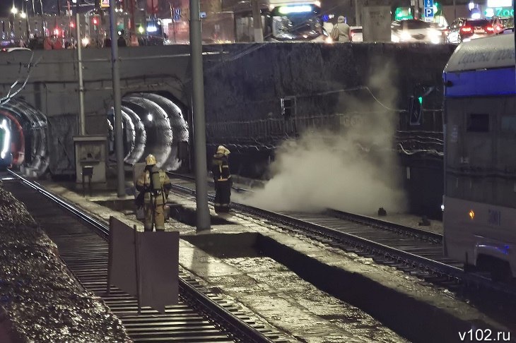 «Там что-то горит»: в Волгограде экстренно остановлено движение скоростных трамваев