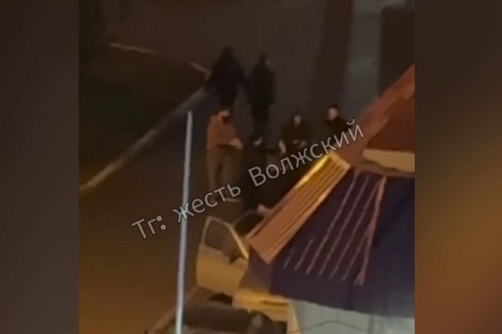 Устроившую ночные танцы в Волжском компанию бородачей задержала полиция