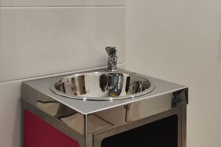 В аэропорту Волгограда заработали питьевые фонтанчики