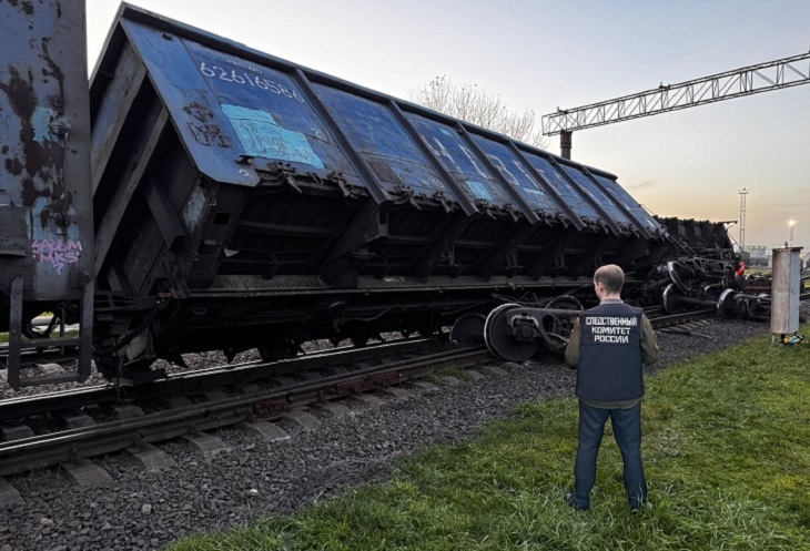 Под Волгоградом три вагона слетели с колес