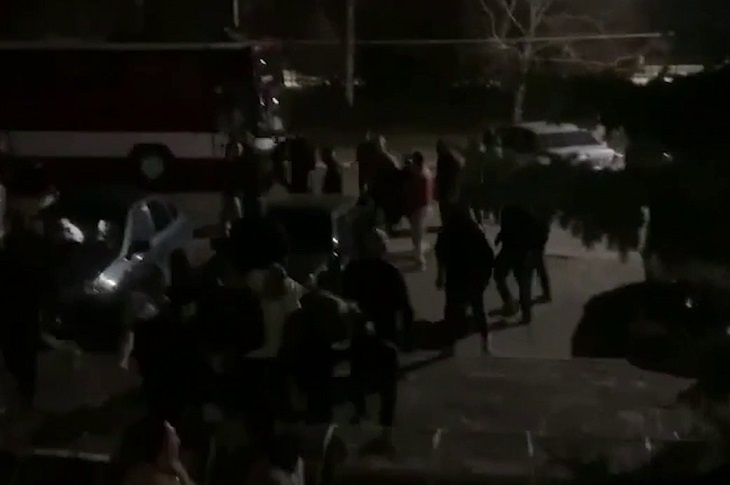 В Сети неожиданно объявили фейком драку камышинских курсантов с мигрантами