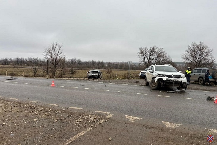 Двое детей пострадали в ДТП в Волгоградской области