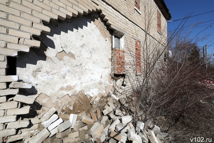 Бастрыкин поручил помочь с жилищным вопросом многодетной матери из Волгоградской области