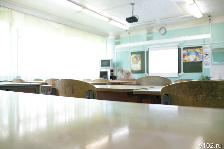 Классы в 13 волгоградских школах перевели на дистант из-за ОРВИ