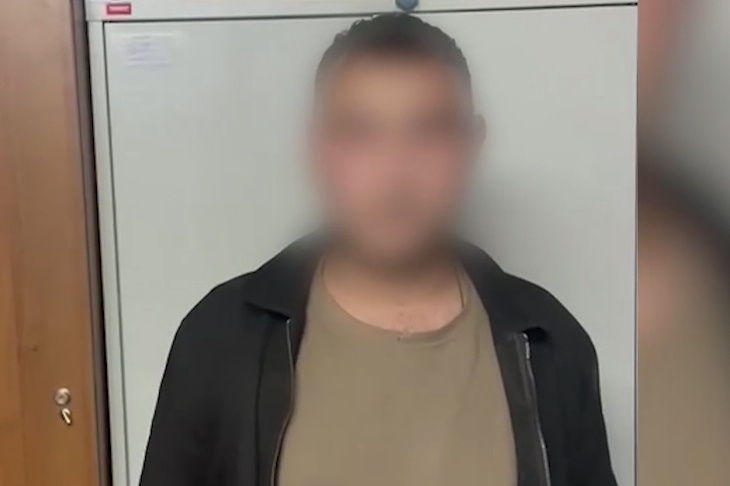 Опубликовано видео задержания цыгана, сжегшего волгоградку