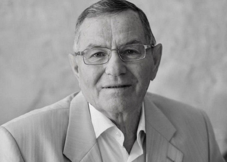 В Волгограде простятся с педагогом и отцом депутата облдумы Владимиром Калашниковым