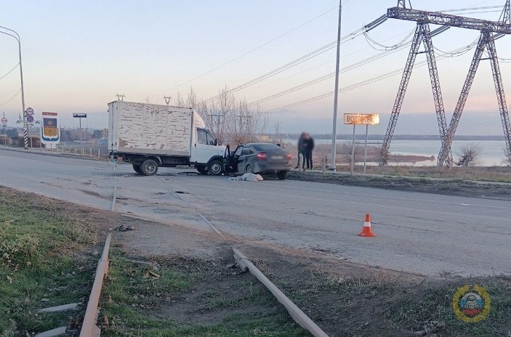 Стало известно состояние матери и ребенка, пострадавших в ДТП на выезде из Волгограда