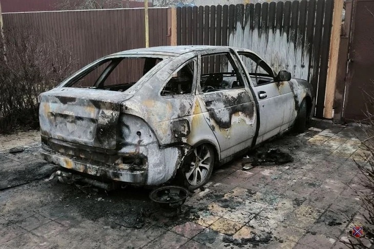 Поджигателю авто силовика под Волгоградом грозит до 5 лет колонии
