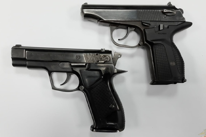 В Волгограде взбесившийся водитель расстрелял из двух пистолетов свадебных гостей