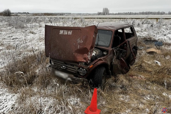 Под Волгоградом двое госпитализированы после ДТП на региональной трассе