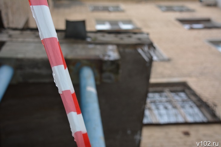 Взрыв газа произошел в жилом доме в городе Петров Вал, есть пострадавшие