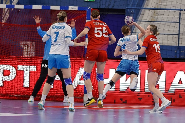 Гандболистки «Динамо-Синары» проиграли ЦСКА и завершили борьбу за Кубок России