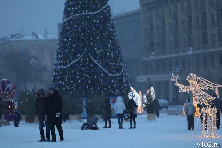 Волгоградцы лишились сокращённого рабочего дня перед новогодними праздниками