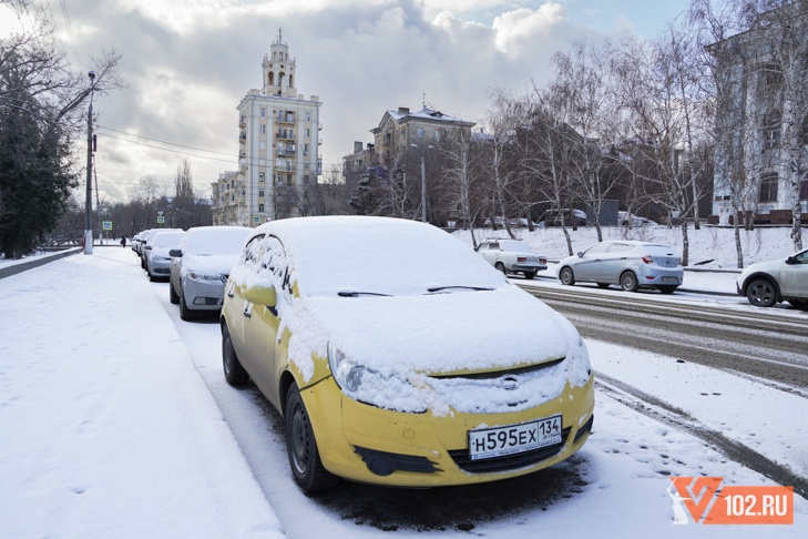 В Волгограде из-за снега цены на такси взлетели в два раза