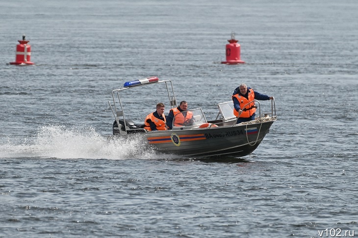 Водолазы достали из волгоградских водоемов 46 тел погибших
