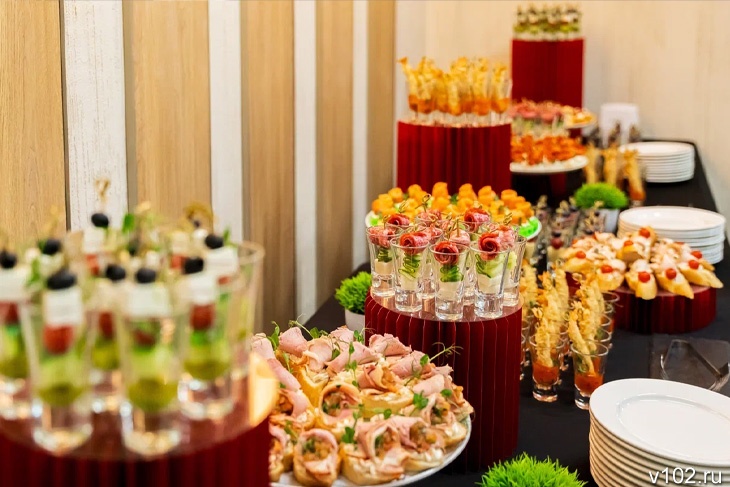 Нарушается работа миокарда: врач рассказал волгоградцам о последствиях переедания