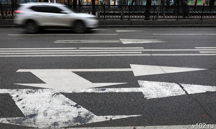 В Волгограде потрёпанную дорожную разметку обновят за 150 млн рублей