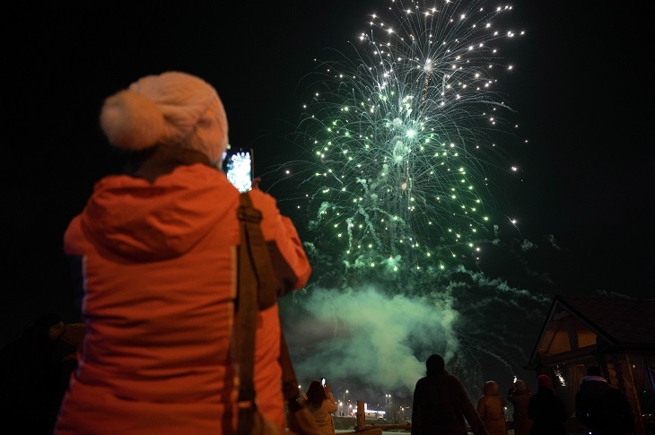 Волгоградцы не планируют запускать фейерверки в новогоднюю ночь