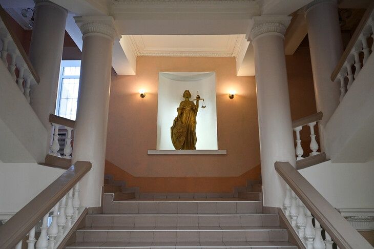 «Может прийти в суд даже через полгода»: волгоградский юрист оценил предложенные меры борьбы со «схемой Долины»