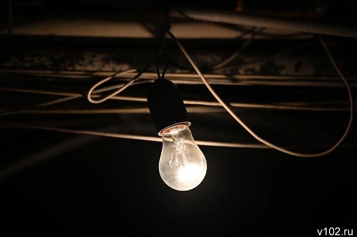 Половине жителей Волгоградской области вернули свет после снежной бури